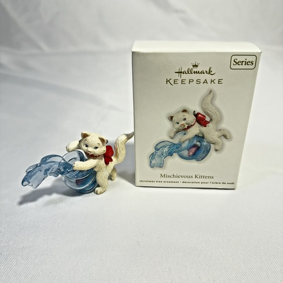 Hallmark Mischievous Kittens Ornament White Kitten With Fishbowl 2012 #14 - Picture 1 of 5